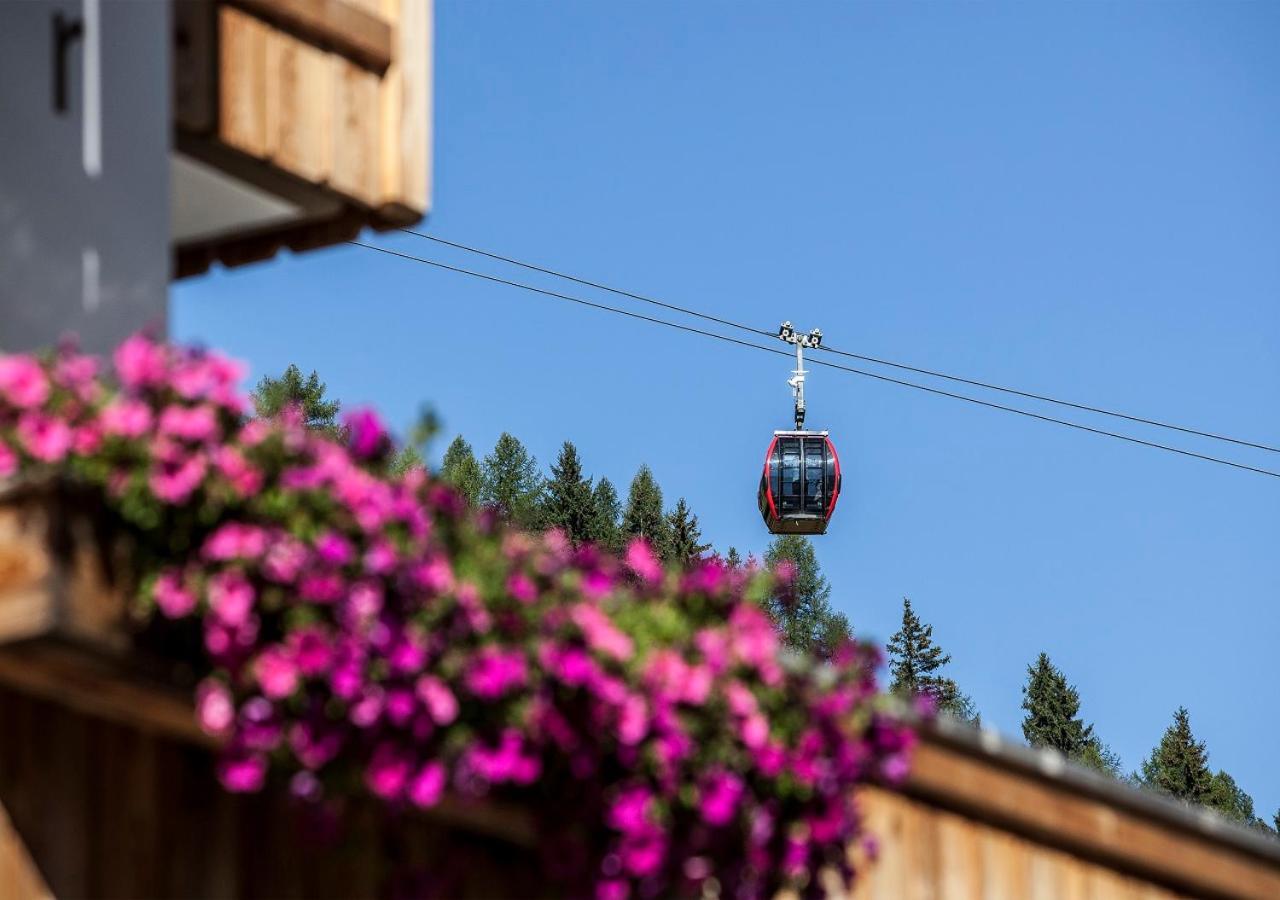 Garni Lanzinger Hotel Selva di Val Gardena Exterior foto